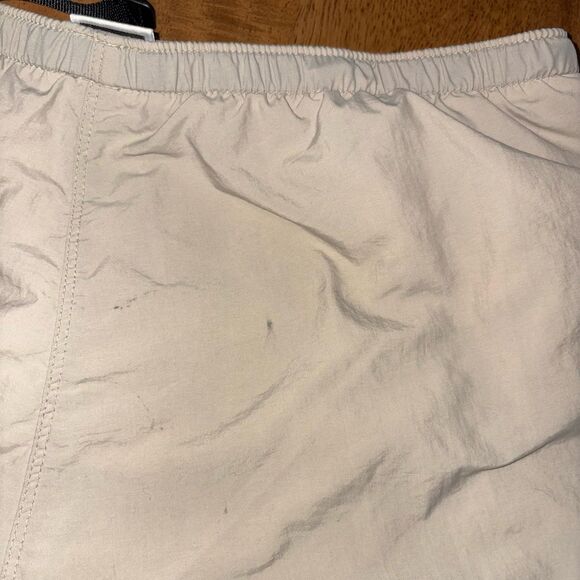 Nike North Face 3 Athletic Shorts Bundle Womens Medium Black Gray Tan - Picture 10 of 12